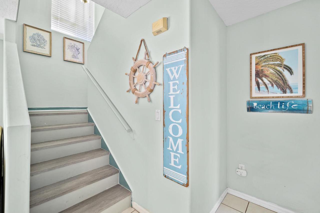 Surfside Paradise Retreat - 3Br And 2Ba Duplex, Grill, Dog Friendly - Close To The Beach! Melbourne Exteriér fotografie
